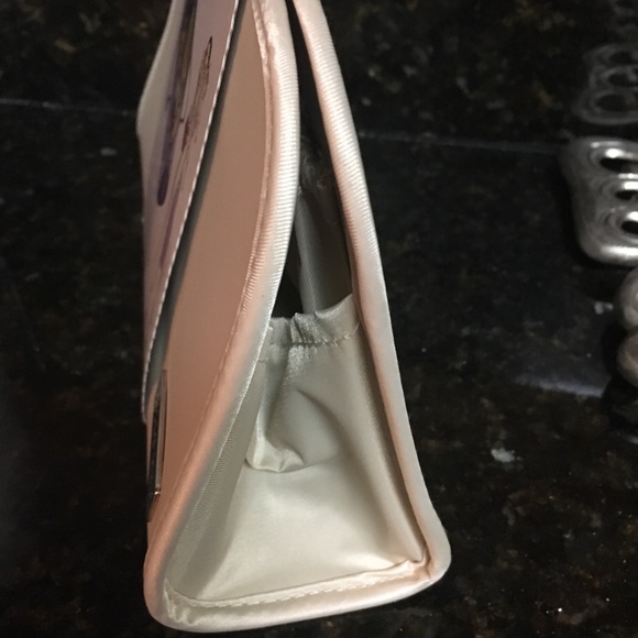 Belle Hop Purse Organizer - Picture 3 of 7